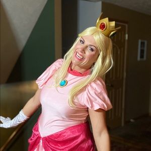 Meet your Posher, Sara